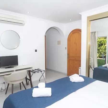 Nura Condor Apartment *